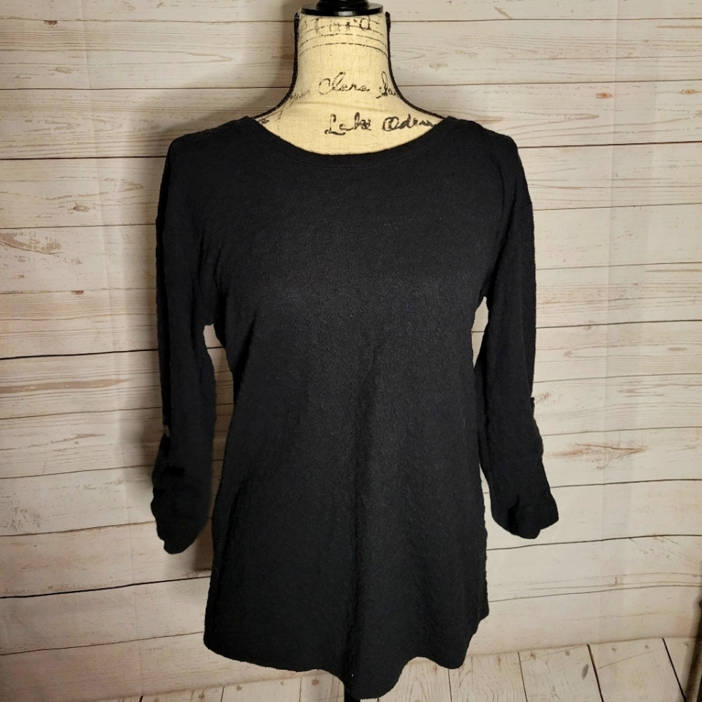 Rose + Olive small black sweater top button half sleeve top - Picture 1 of 4